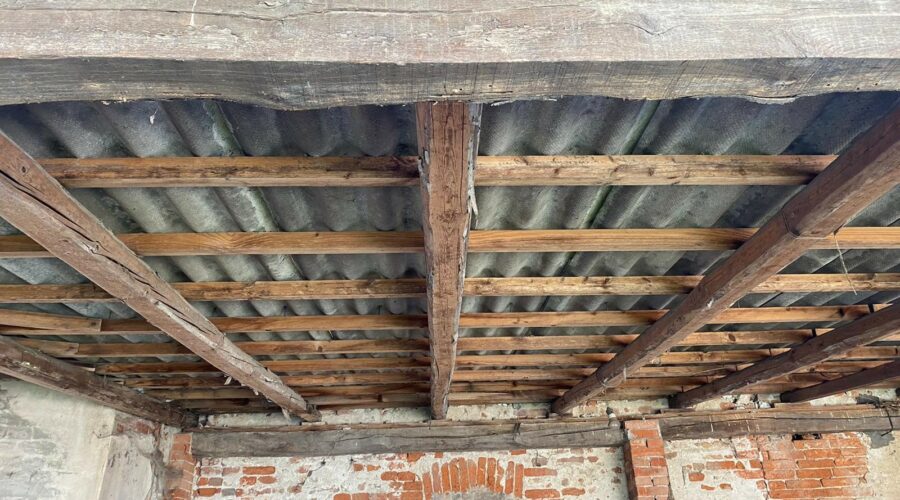 Bonificare l'amianto: copertura in amianto